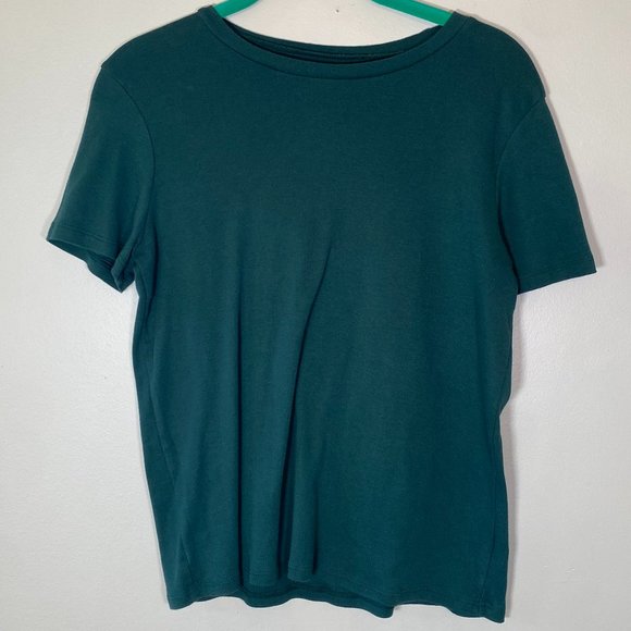 American Eagle Outfitters Tops - American Eagle Green Crew Neck T-Shirt